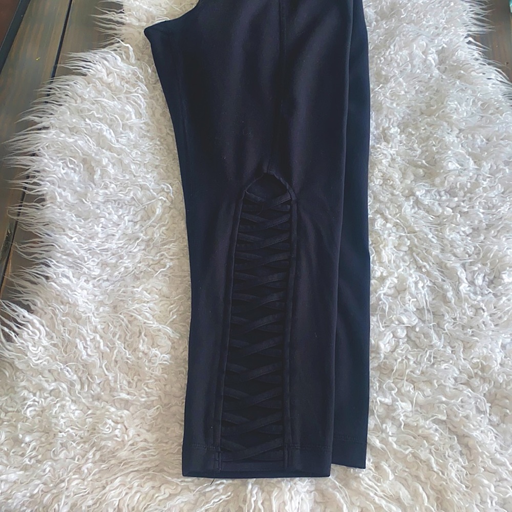 Yogalicious braided leggings
